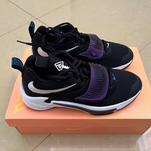 Nike FREAK 3 sneakers. Never worn.